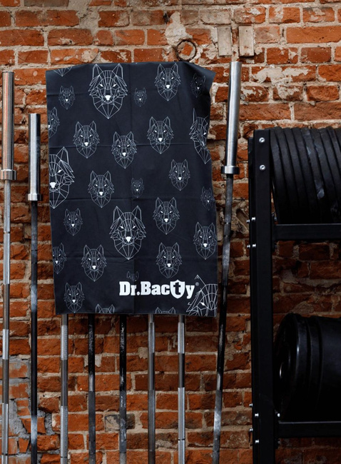 Ręcznik antybakteryjny sportowy XL Dr. Bacty - wilki