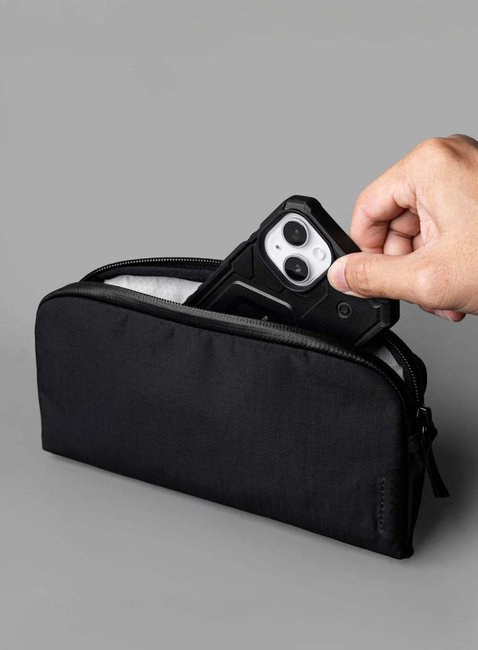 Organizer ma elektronikę Alpaka Flight Pouch - black