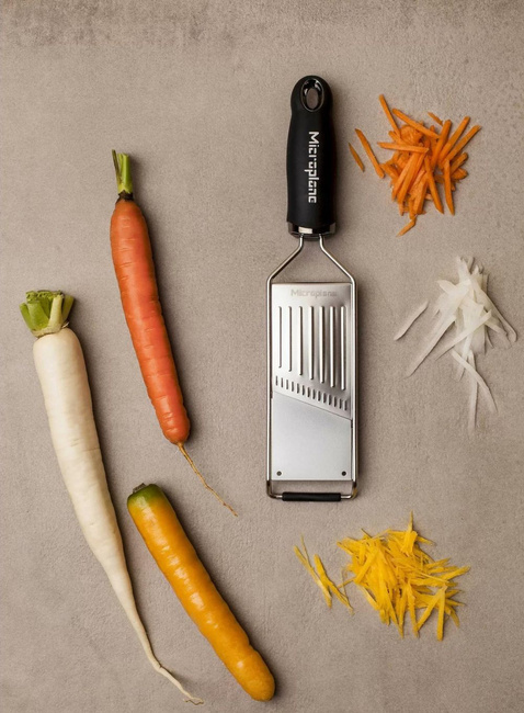 Ręczna krajalnica do warzyw i owoców Microplane Gourmet Julienne - black