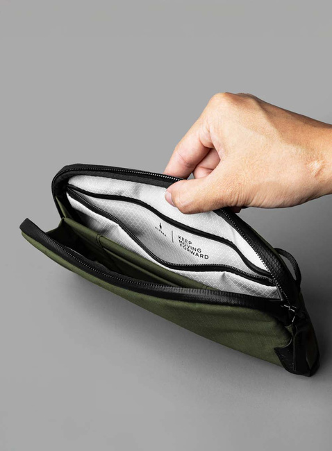 Organizer na elektronikę Alpaka Flight Pouch - green