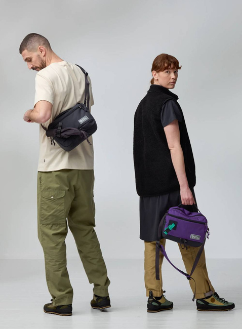 Torba miejska Fjallraven Vardag Shoulder Bag 6 - violette / coal black