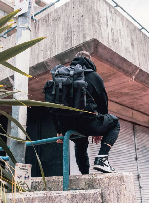 Plecak miejski HXTN Supply Utility Guide - black