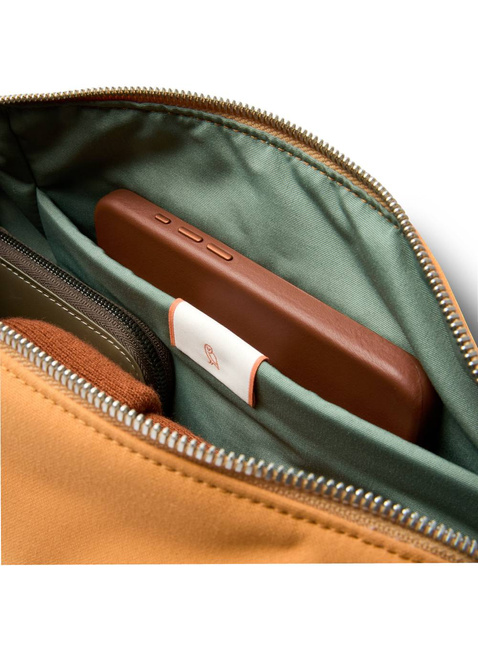 Torba na ramię Bellroy Classic Sling 7 l - butterscotch