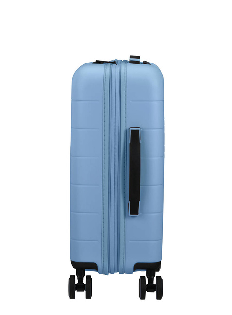 Walizka kabinowa American Tourister Novastream - pastel blue