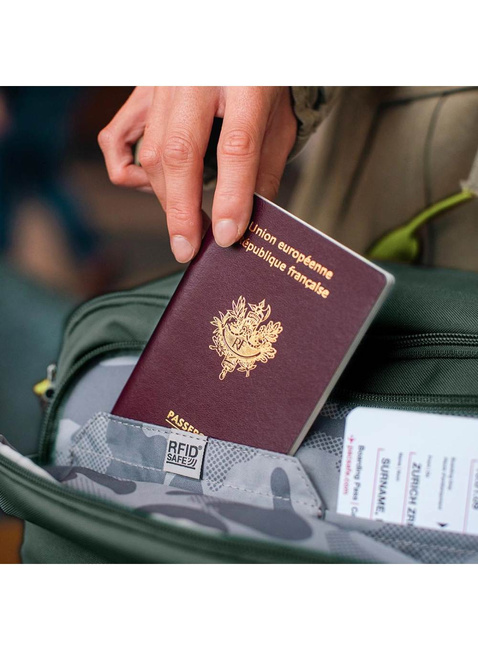 Plecak podróżny Pacsafe Go Carry-On 34 l Anti-Theft Backpack - spruce green