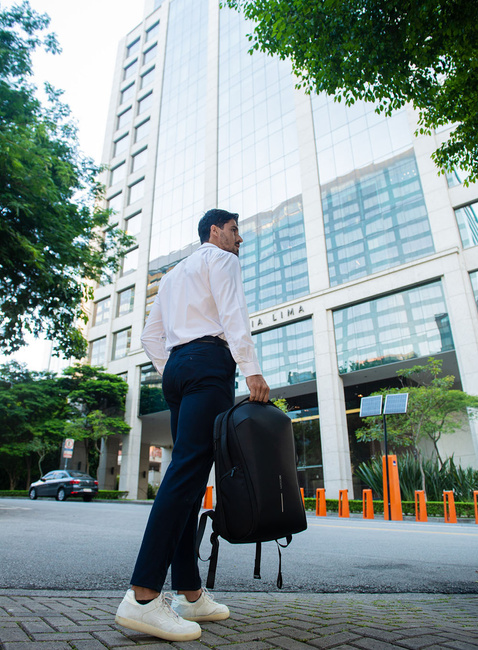 Plecak miejski XD Design Bizz Backpack - black