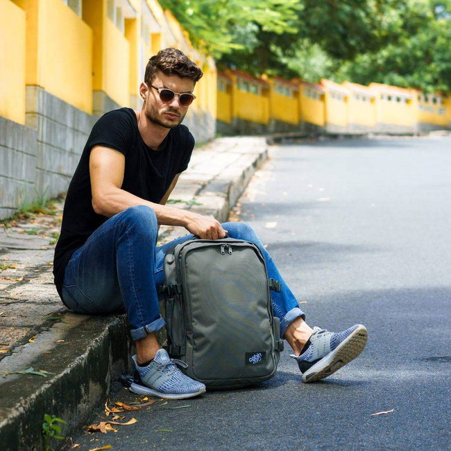 Plecak torba podręczna CabinZero Classic Pro 32 l - georgian khaki