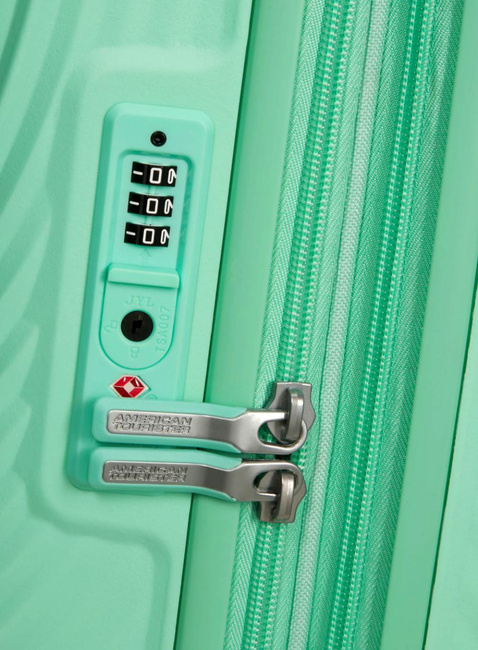 Walizka mała American Tourister Mickey Magic - jelly mint