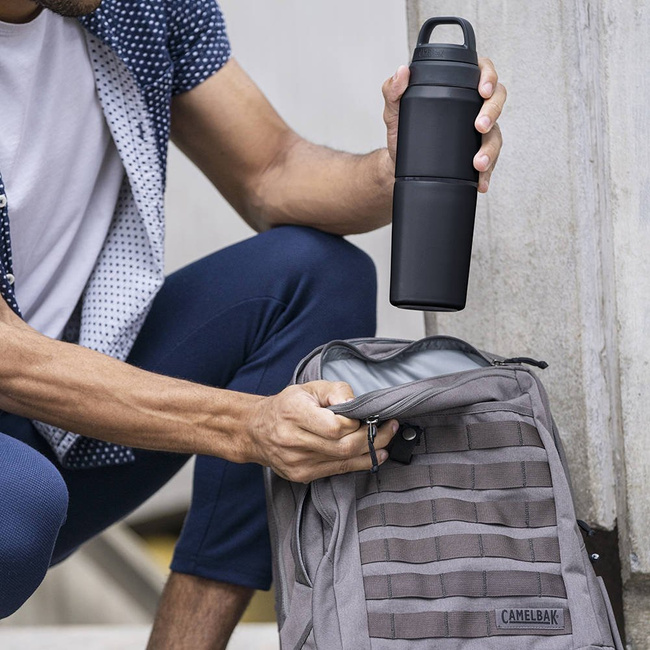 Termiczna butelka z kubkiem Camelbak MultiBev 0,65 l - black