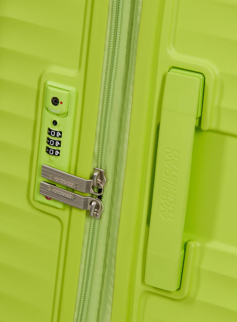 Walizka średnia American Tourister Diablast EXP - hyper lime