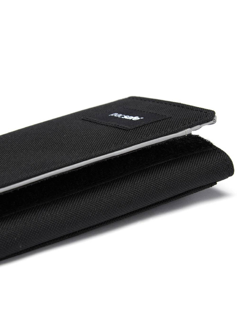 Portfel antykradzieżowy Pacsafe RFIDsafe Trifold Wallet - jet black
