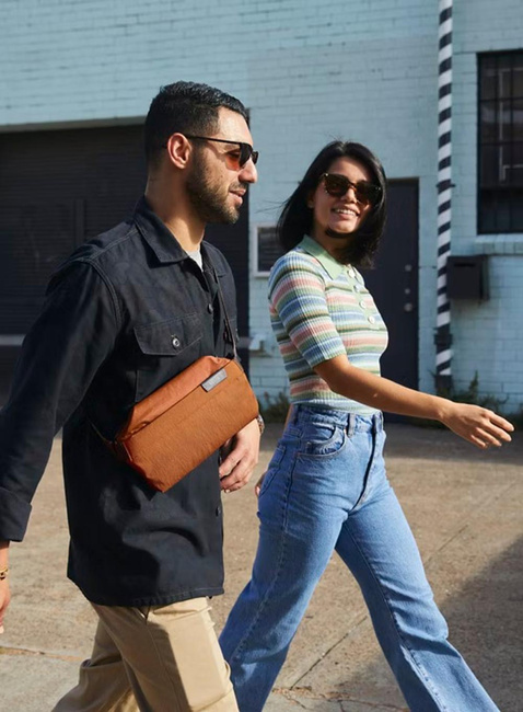 Torba na ramię crossbody Bellroy Sling Mini 4 l - bronze