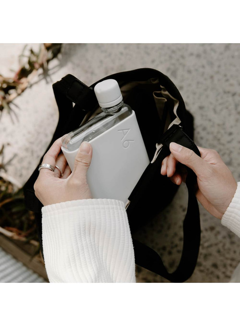 Wielorazowa butelka na wodę Memobottle Original A6 375 ml - cool grey