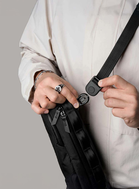 Torba crossbody Alpaka Metro Sling Max X-Pac® - black