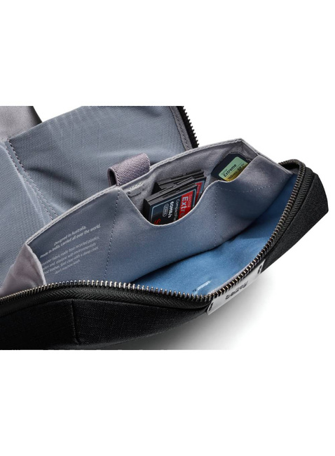 Organizer etui na elektronikę Bellroy Tech Kit - black ash