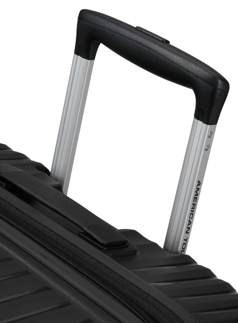 Walizka średnia American Tourister Diablast EXP - black code