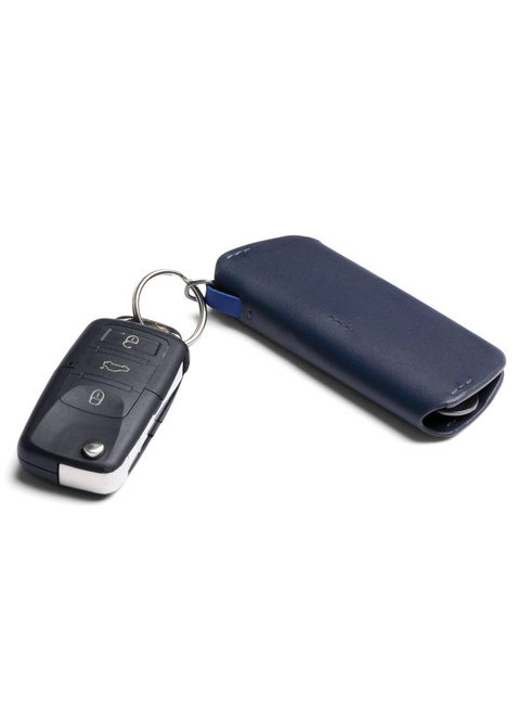 Skórzane etui na klucze Bellroy Key Cover Plus (third edition) - navy