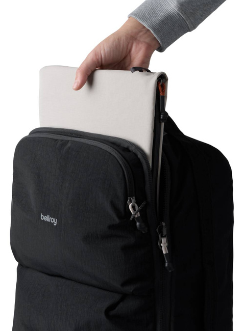 Torba kabinowa na kółkach Bellroy Lite Carry-On - black