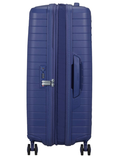 Walizka średnia American Tourister FastForward - dusk purple