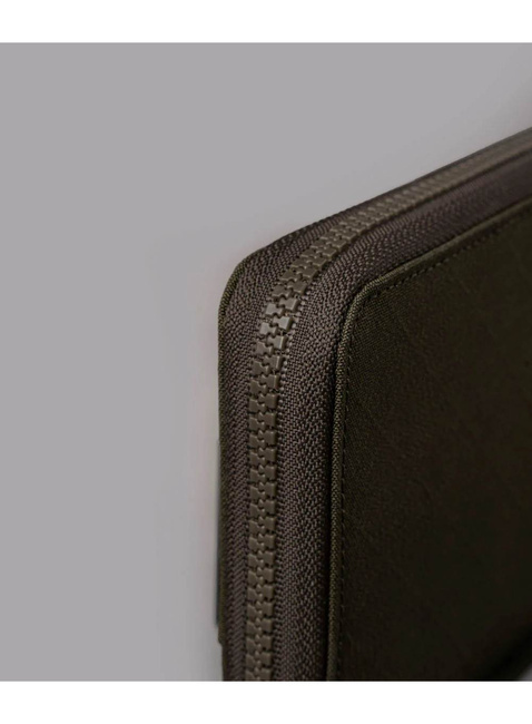 Portfel paszportówka Alpaka Zip Passport Wallet - army green