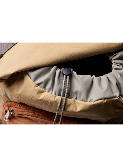 Plecak miejski Bellroy Cinch Backpack - sand dune