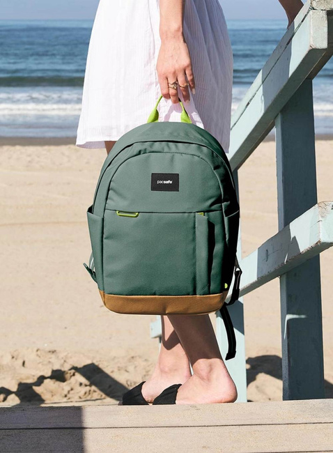 Antykradzieżowy plecak Pacsafe Go 15 l Anti-Theft - spruce green