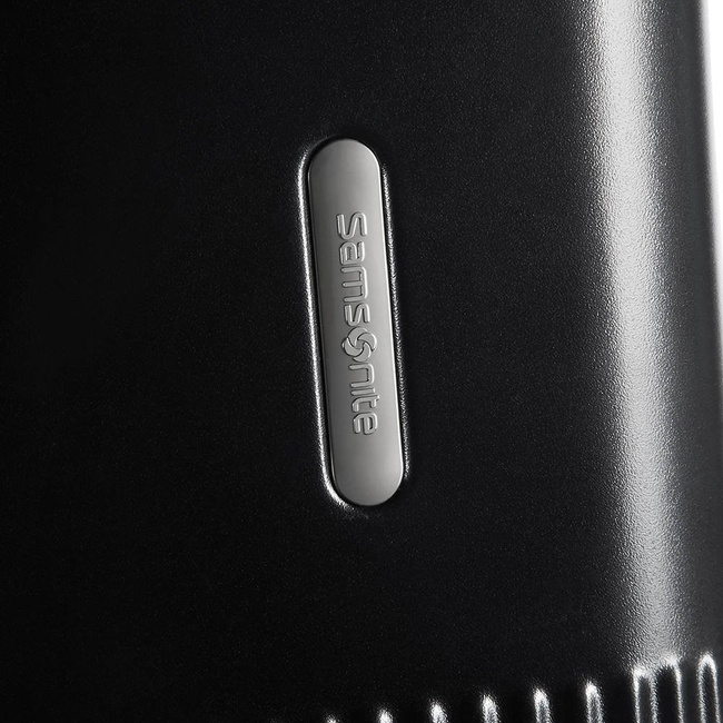 Walizka średnia Samsonite Rectrix - matte black