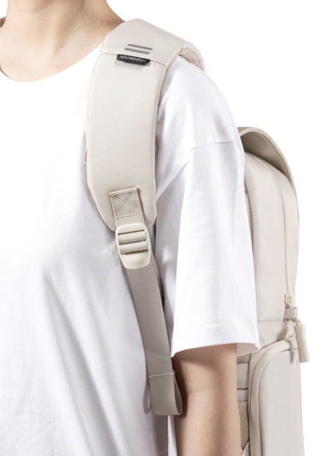 Plecak miejski antykradzieżowy XD Design Soft Daypack - grey