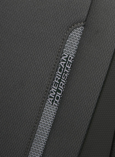 Walizka średnia American Tourister Wanderlite M EXP - dark khaki