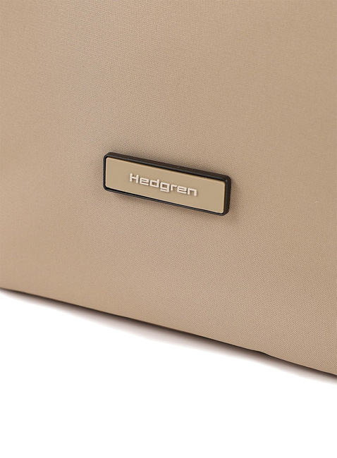 Średnia torba na ramię Gravity M Crossover Hedgren - stone beige
