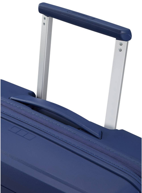 Walizka średnia American Tourister FastForward - dusk purple