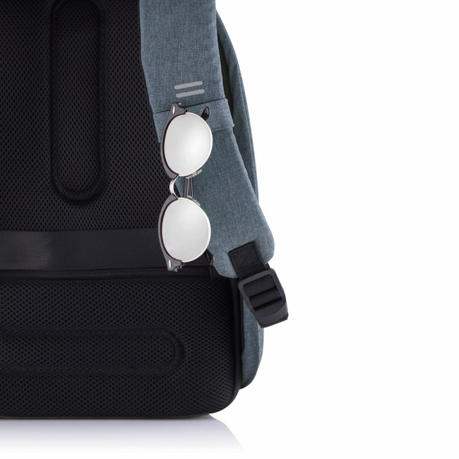 Mały plecak antykradzieżowy XD Design Bobby Hero Small - light blue