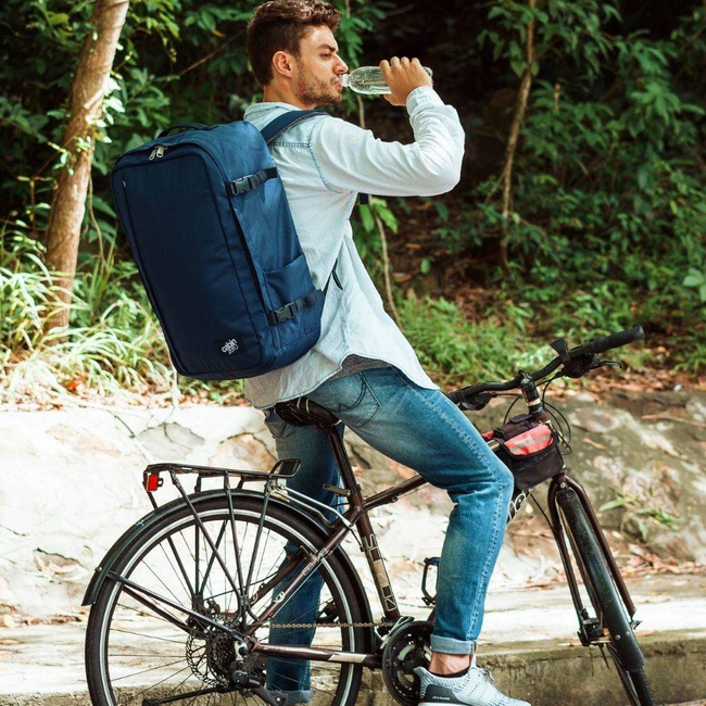 Plecak torba podręczna CabinZero Classic Plus 42 l - navy