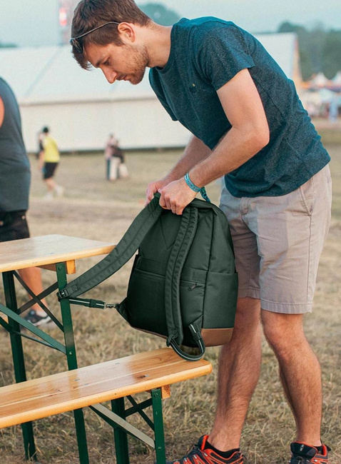 Antykradzieżowy plecak Pacsafe Go 25 l Anti-Theft - spruce green