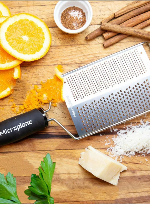 Podwajana tarka Microplane Gourmet Coarse & Fine Grater - black