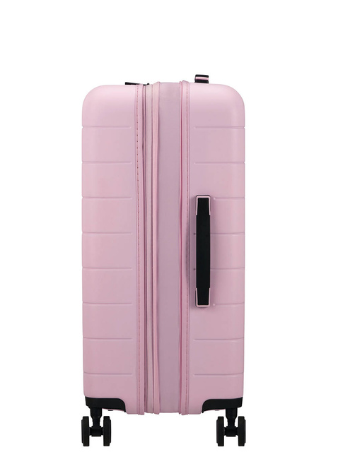 Walizka średnia poszerzana American Tourister Novastream - soft pink