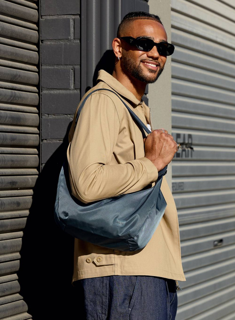 Torba na ramię Bellroy Laneway Crescent Bag 7 l - blue steel