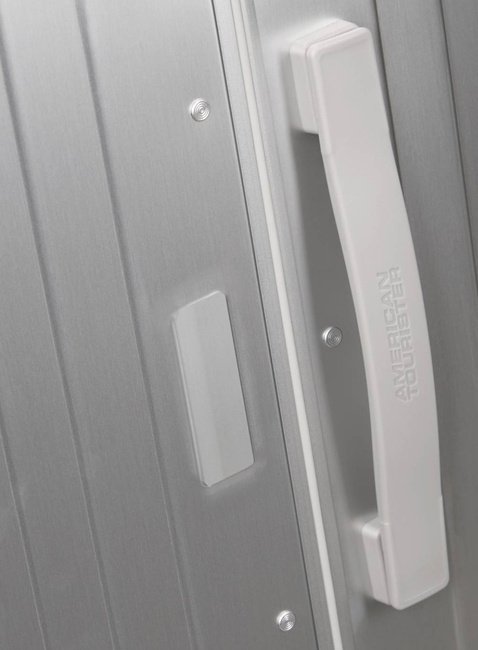 Walizka mała American Tourister Soundbox Alu - silver