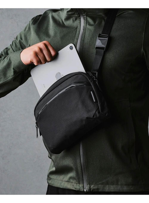 Torba saszetka na ramię Alpaka Flight Sling 2 l Axoflux - black