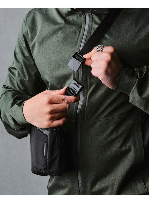 Torba saszetka na ramię Alpaka Flight Sling 2 l Axoflux - black