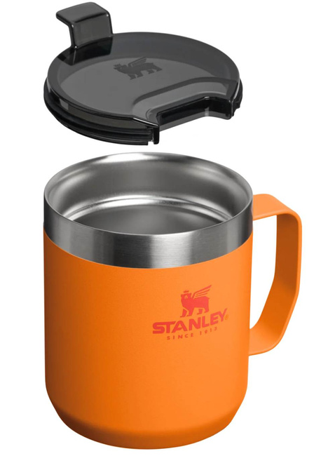 Kubek turystyczny z pokrywką Stanley Classic Legendary Camp Mug 0,35 l - goldenrod coral
