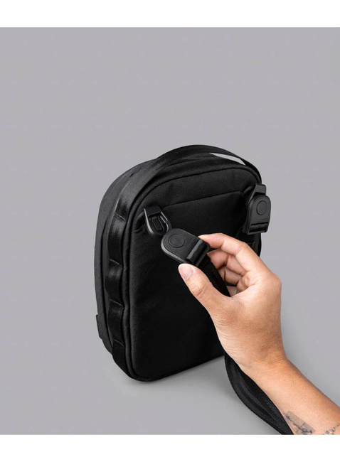 Torba crossbody Alpaka Metro Sling Max Axogrid - black