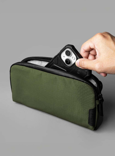 Organizer na elektronikę Alpaka Flight Pouch - green