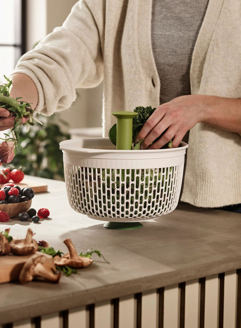 Sitko obrotowe Joseph Joseph Spindola™ In-sink Salad-spinning Colander - green