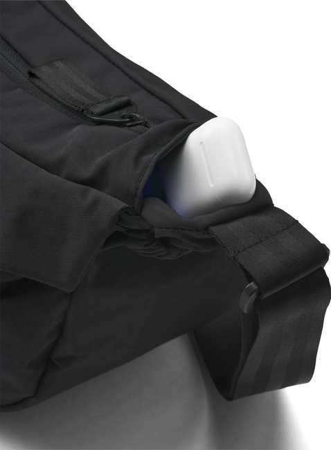 Torba na ramię Pinqponq Krumm Medium - crinkle black