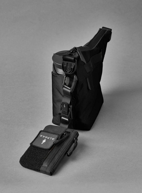 Torba na ramię Alpaka Flow Satchel 2 l - black