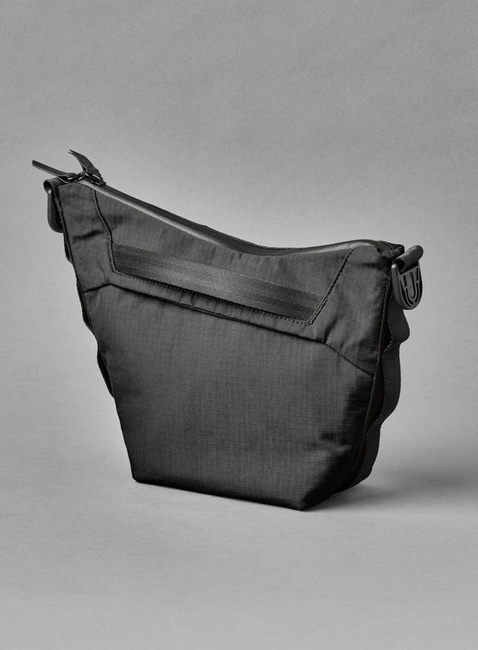 Torba na ramię Alpaka Flow Satchel 2 l - black