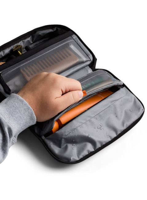 Kosmetyczka podróżna Bellroy Hanging Toiletry Kit - black