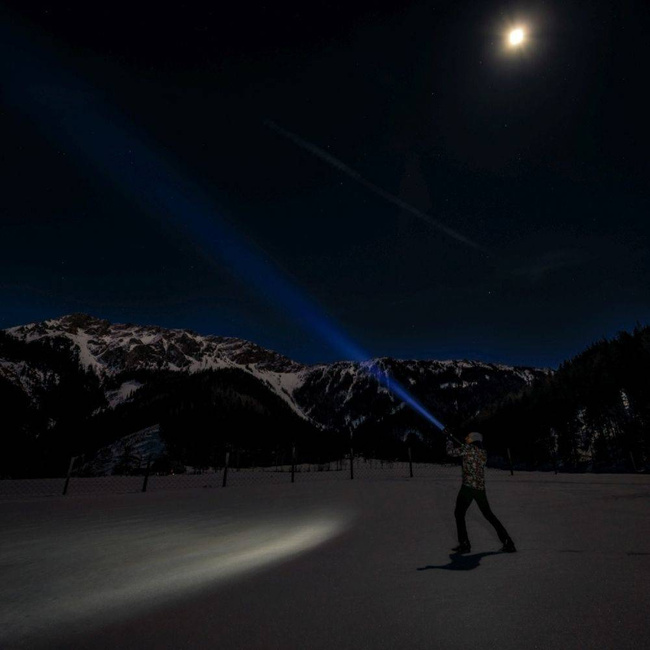 Latarka ręczna X21R Ledlenser