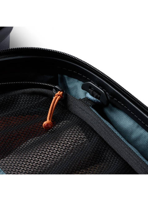 Walizka kabinowa Bellroy Transit Carry-On - black